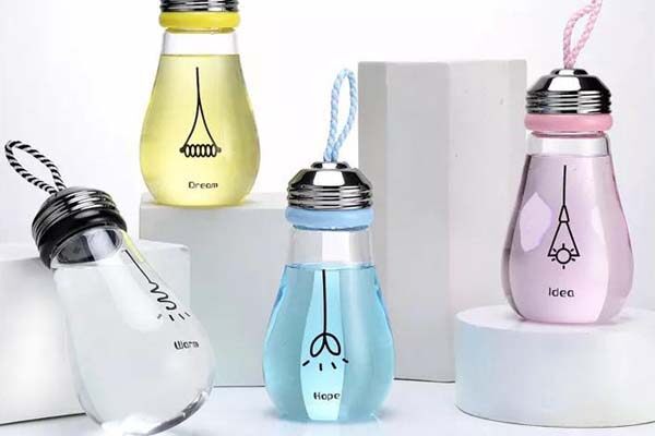 玻璃瓶廠家怎么進(jìn)行玻璃瓶上色？ 