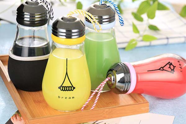 玻璃瓶定制產品是怎么制作出來的？